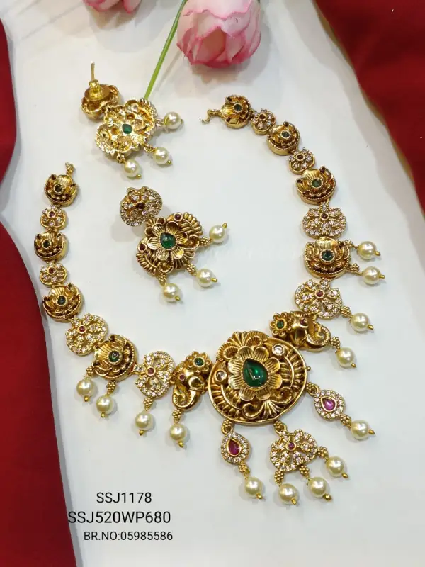 NECK 1178