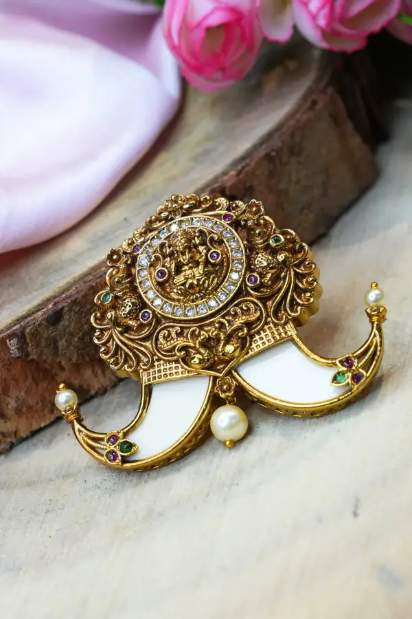 LOCKET - Laxmi