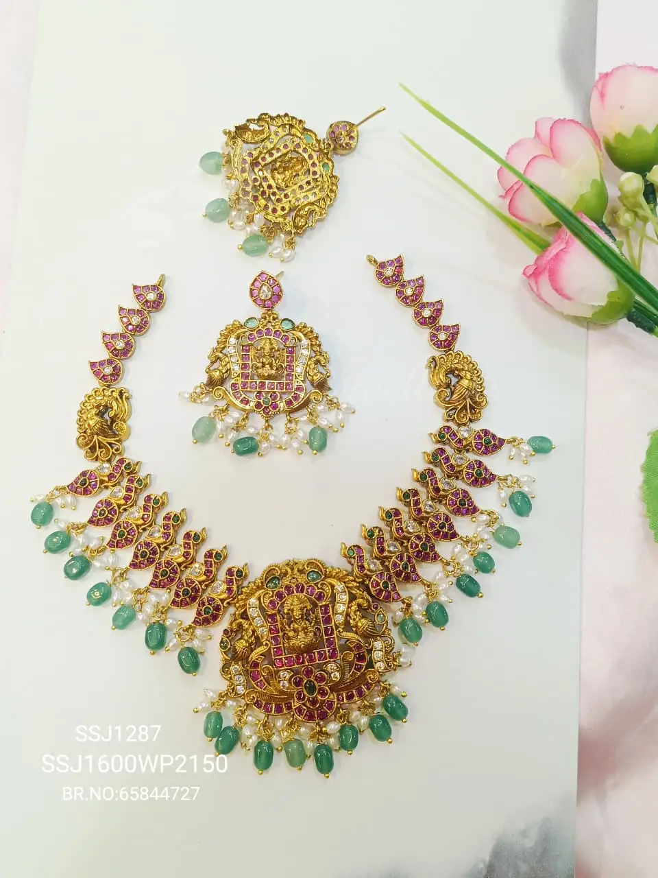 KOTA STONE NECK