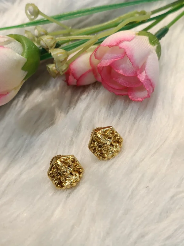 STUDS - Matte