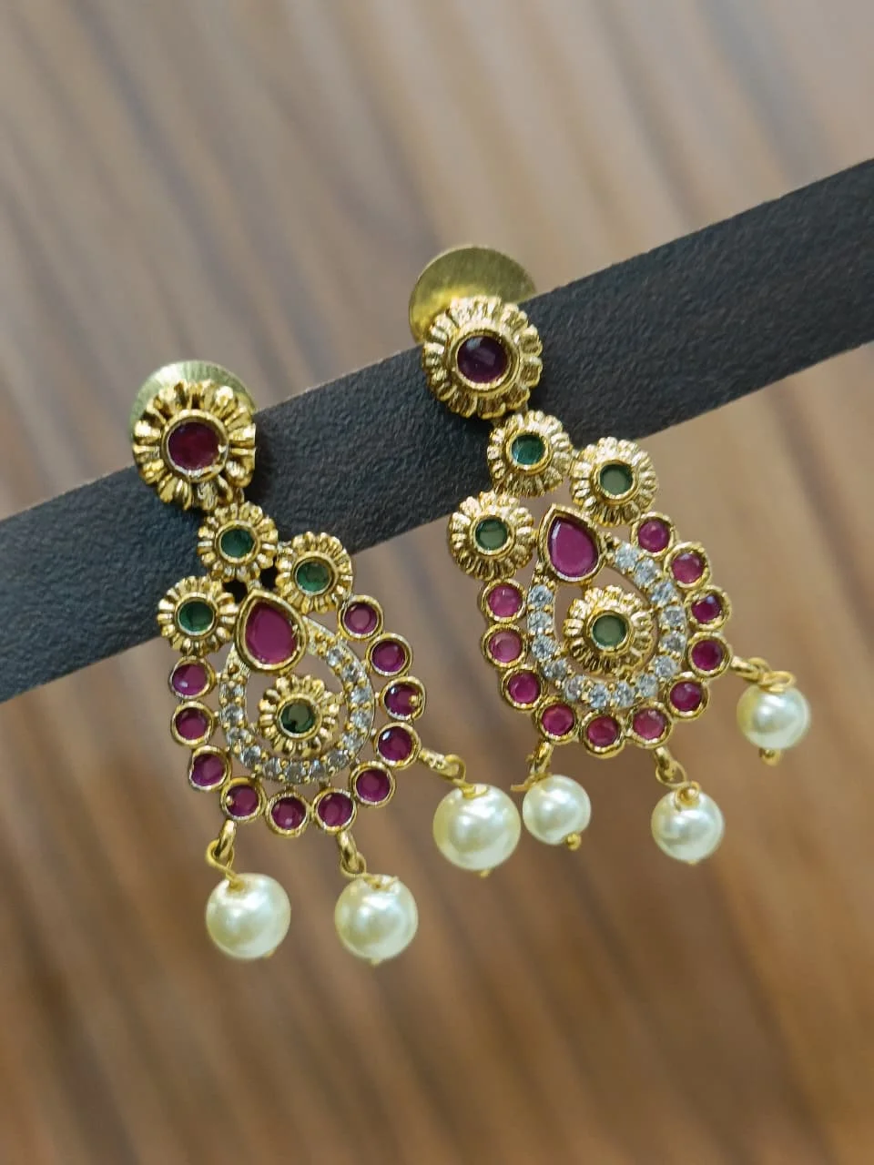 EARRINGS - Matte