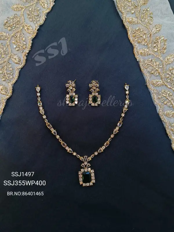 Necklace 1497