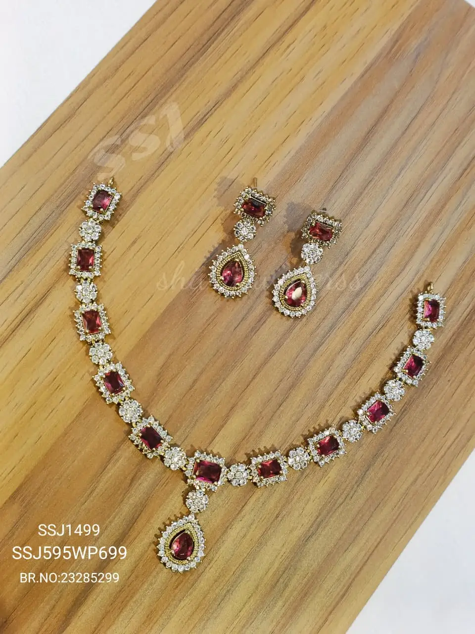 Necklace 1499