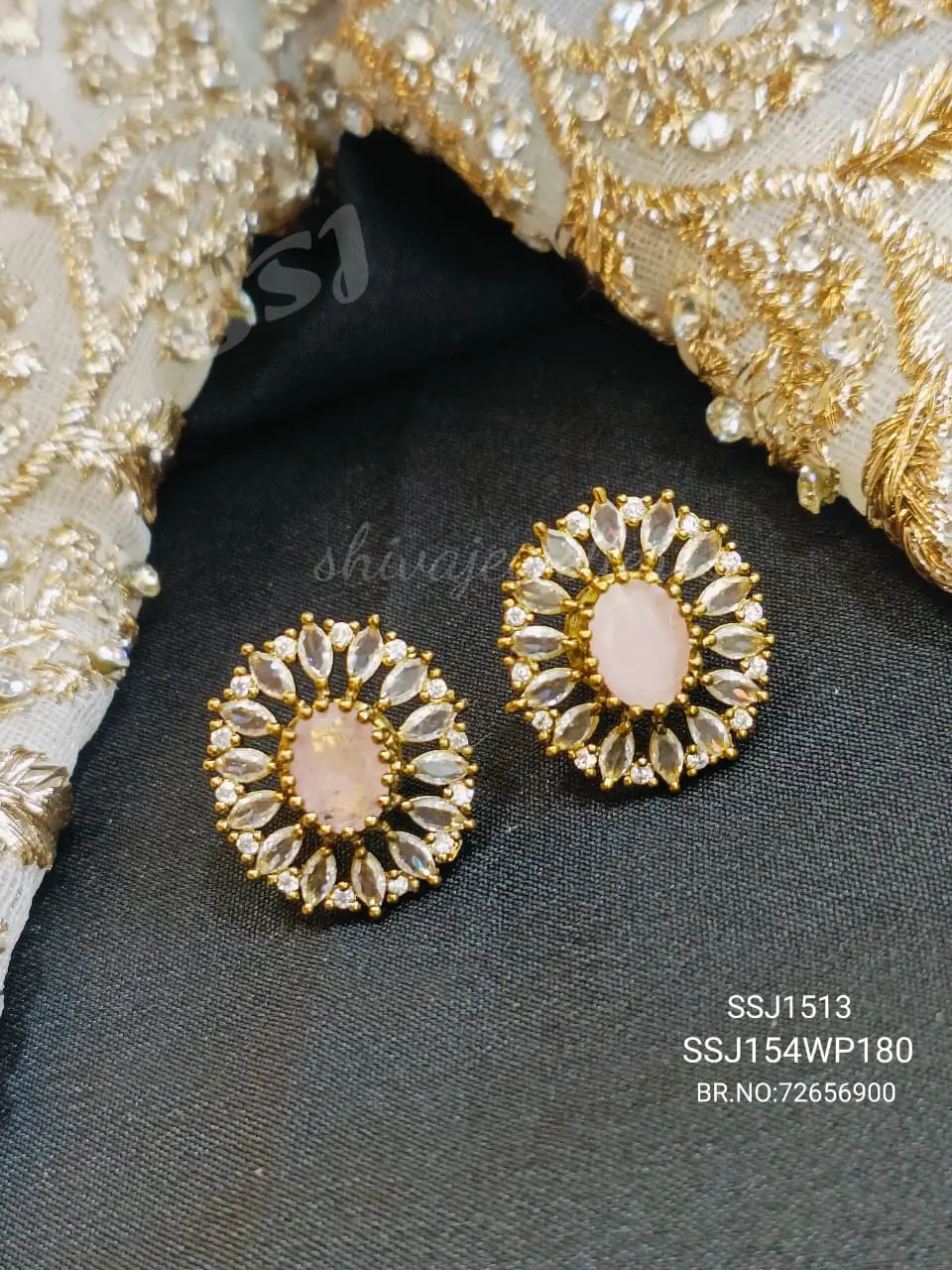 CZ STUDS-1513