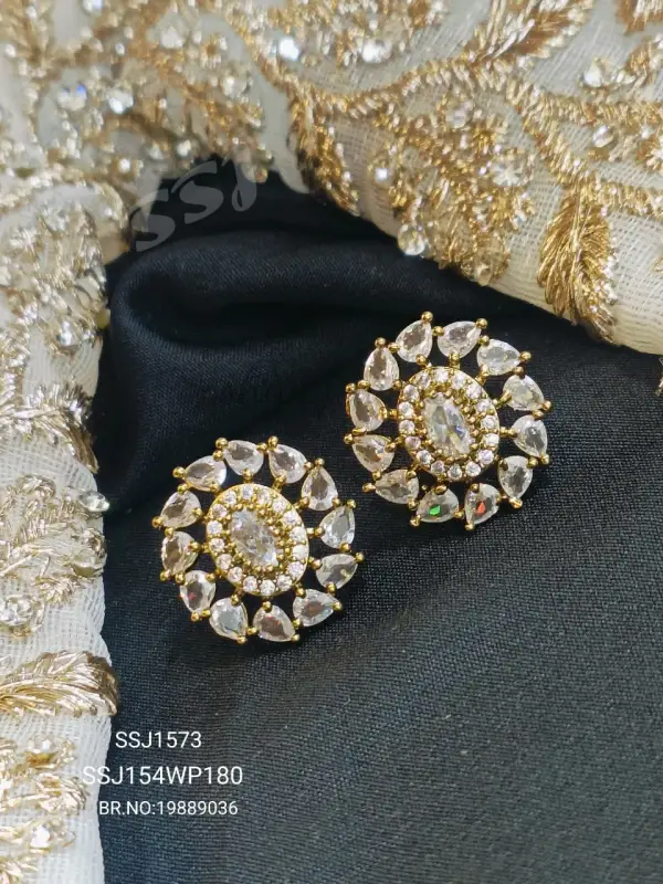 STUDS - Cz Stone 1573