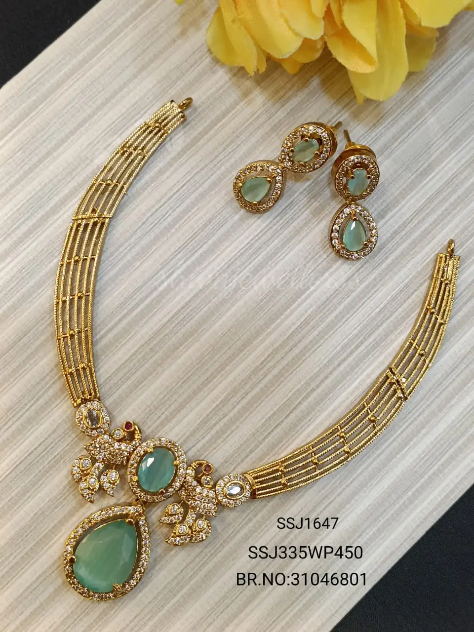 Hasli neck 1647
