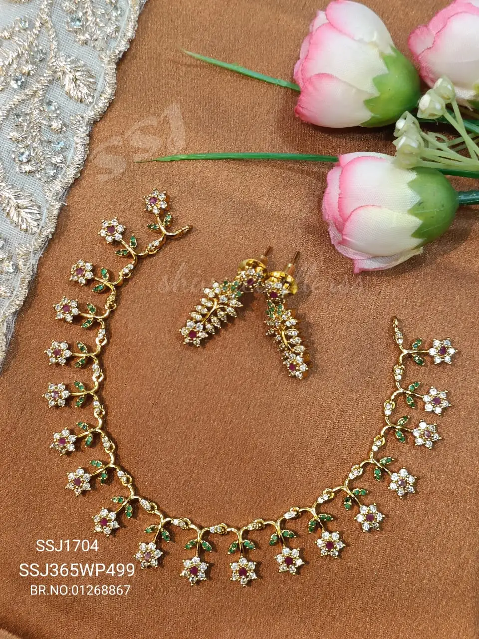 NECKLACE 1704