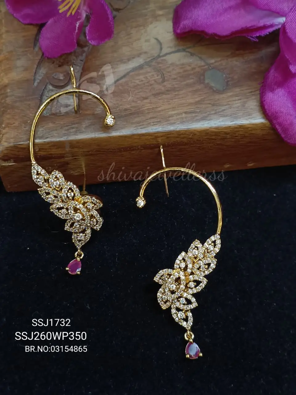 Earrcuffs 1732