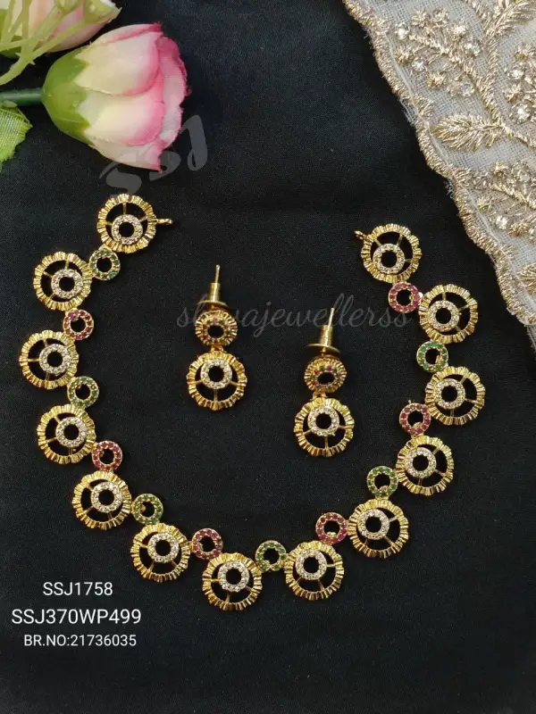 NECKLACE 1756
