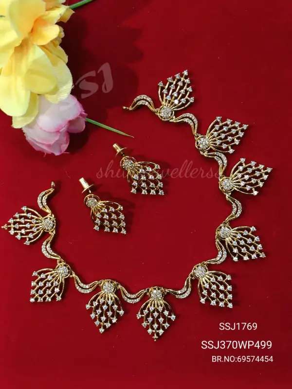 Necklace 1769