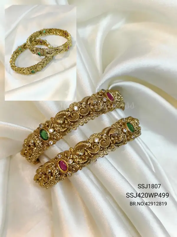 NAKSHI BANGLES 1807