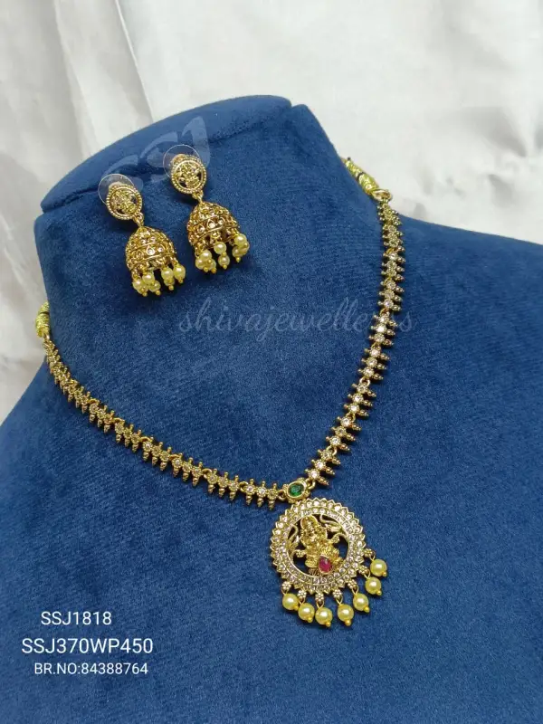 Necklace 1818*