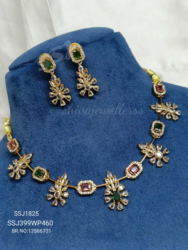 Necklace 1825*