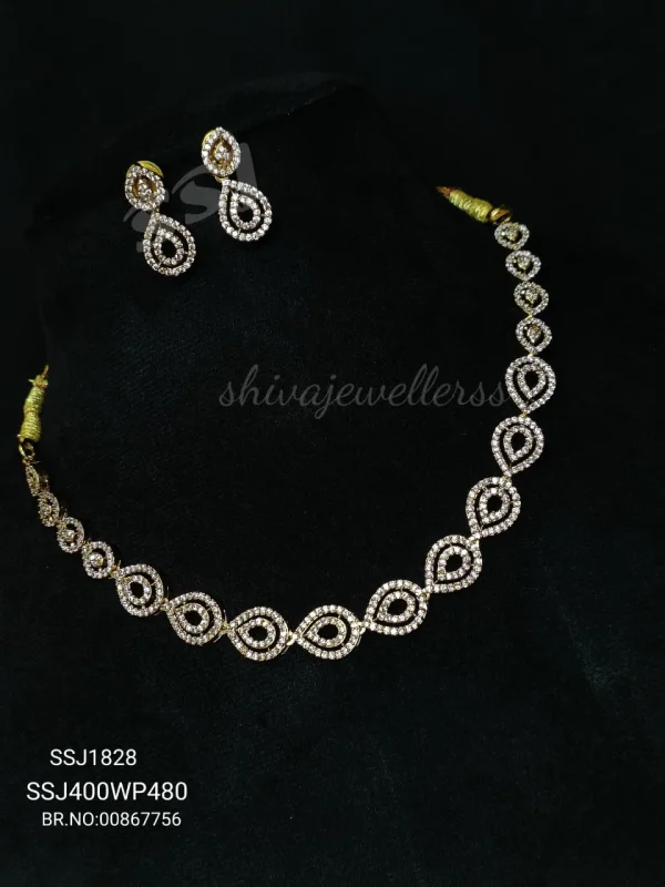 Necklace 1828*