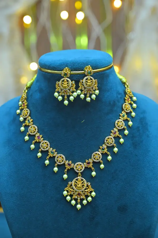 NECK - Cz Stone