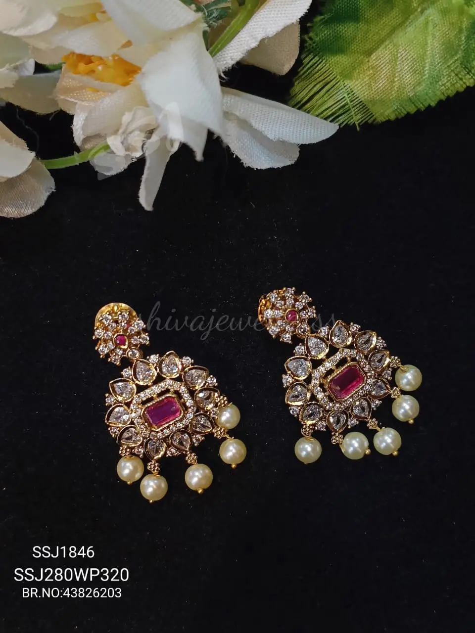 EARRINGS 1846*