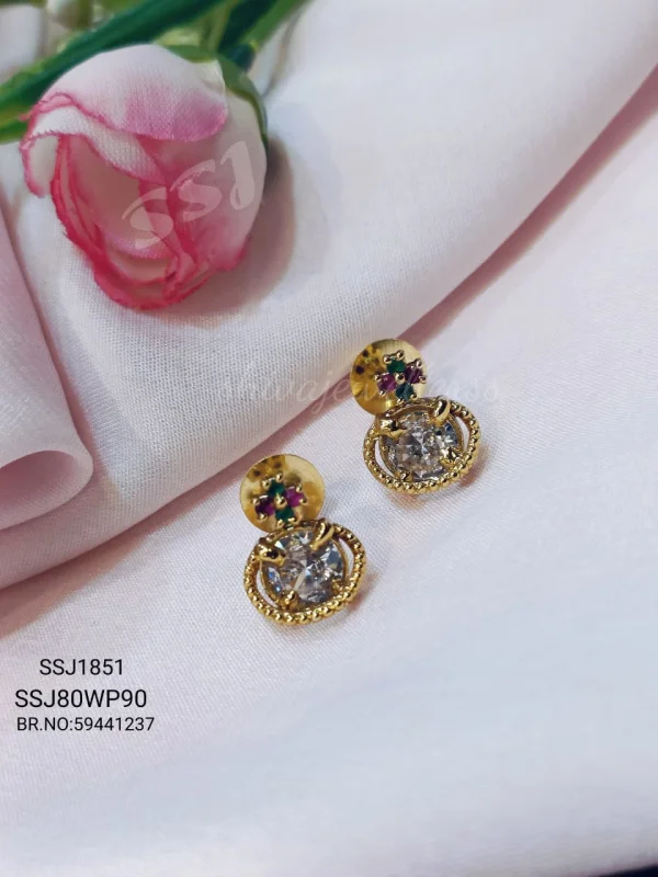 STUDS 1851*