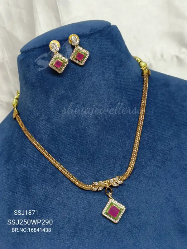 NECKLACE 1871*