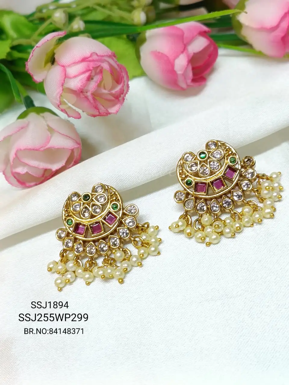 STUDS 1894*