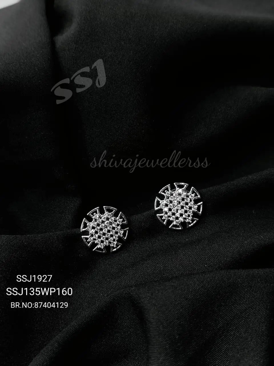 studs 1927*