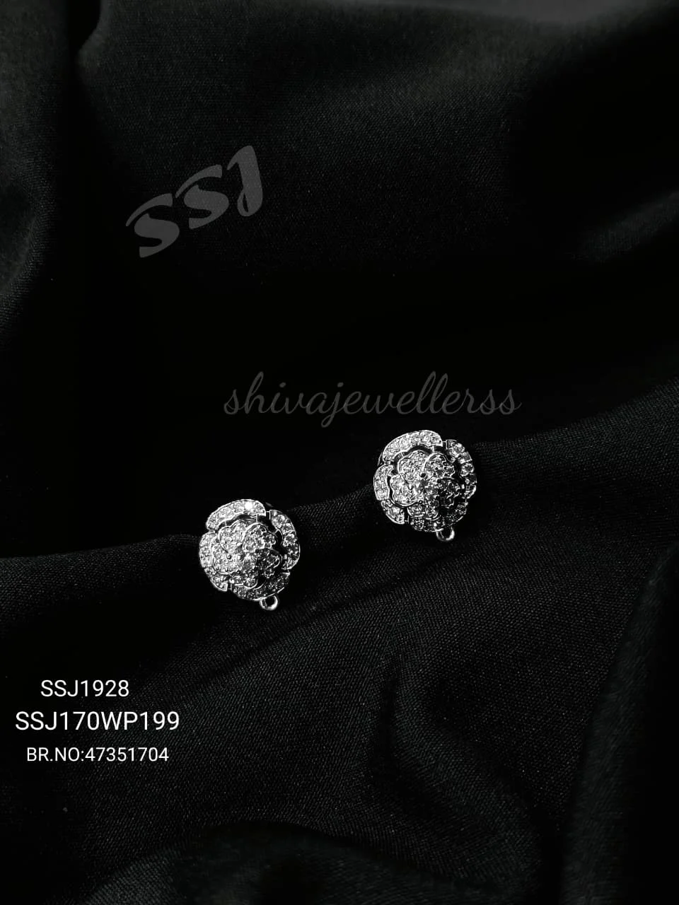 STUDS 1928*