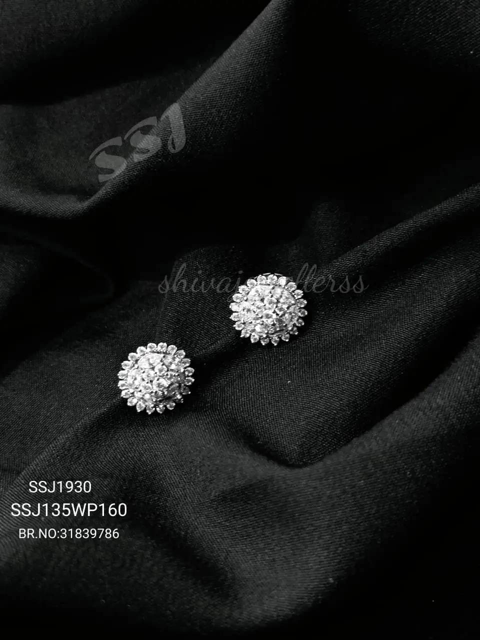 STUDS 1930*