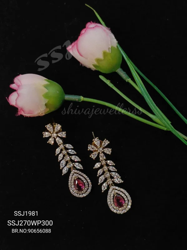EARRINGS 1981*
