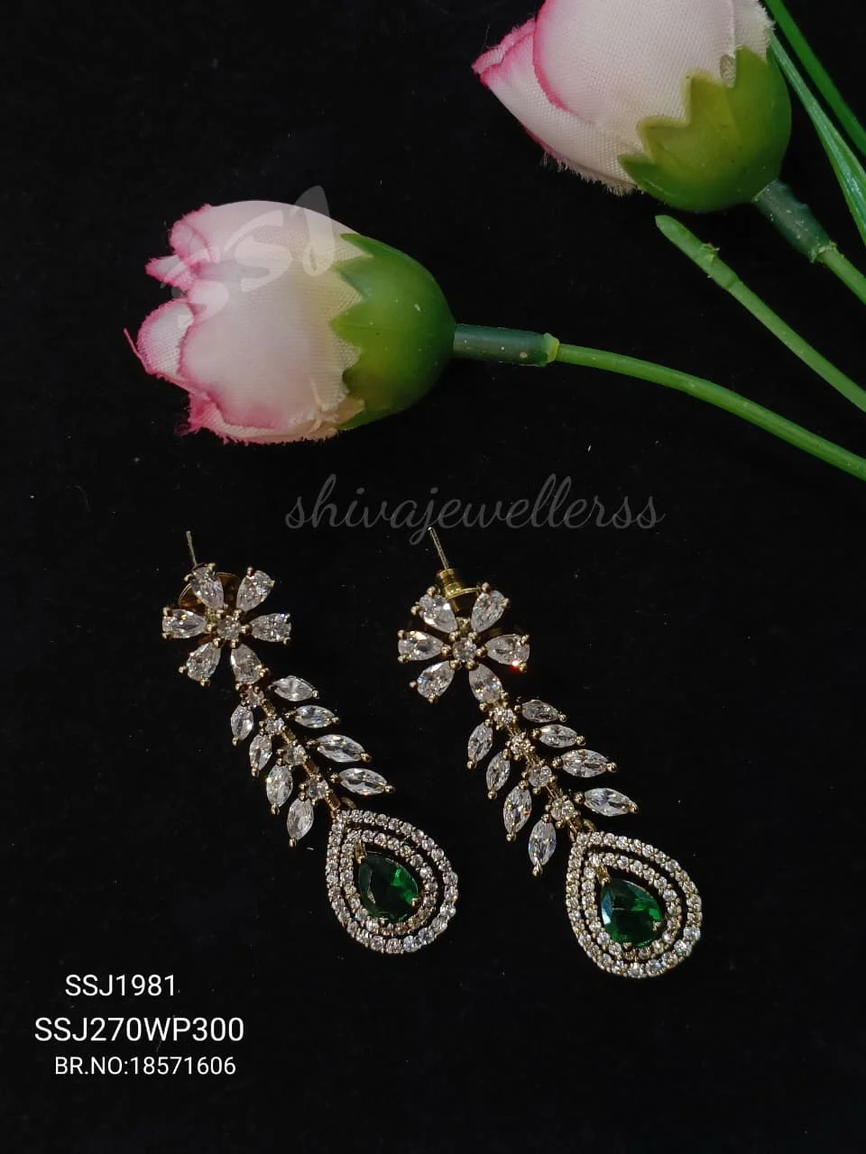 EARRINGS 1981*