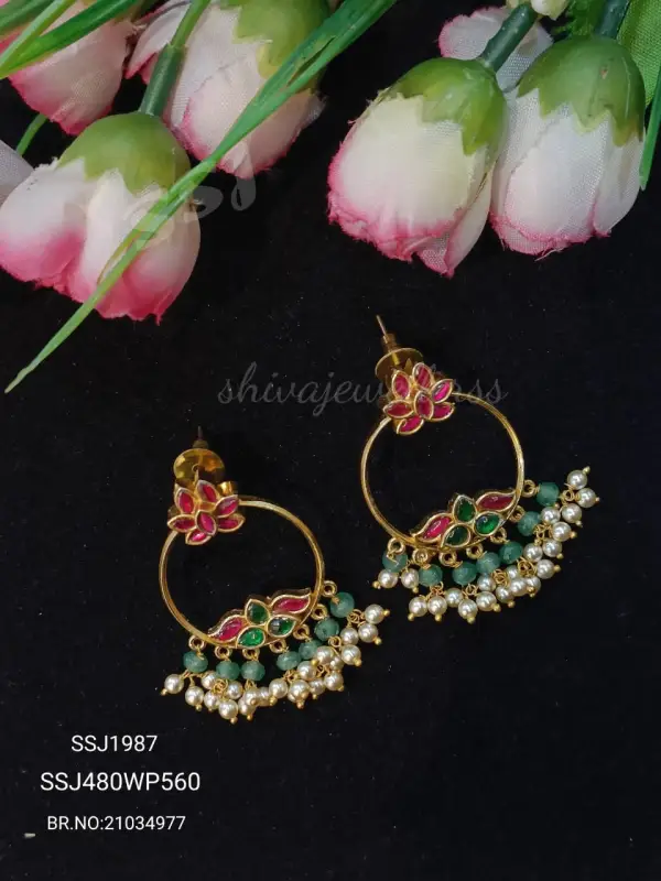 EARRINGS  1987*