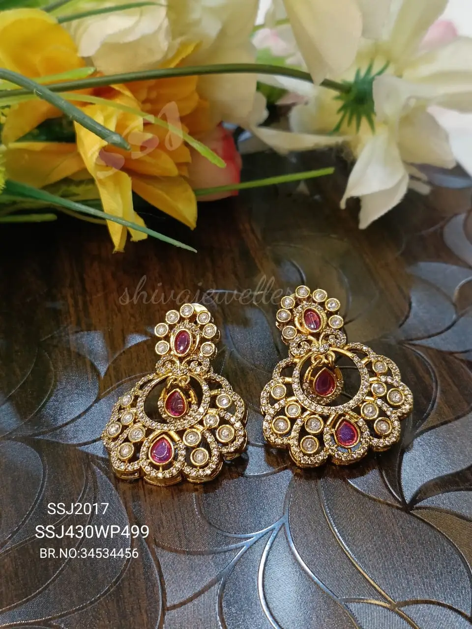 EARRINGS 2017*