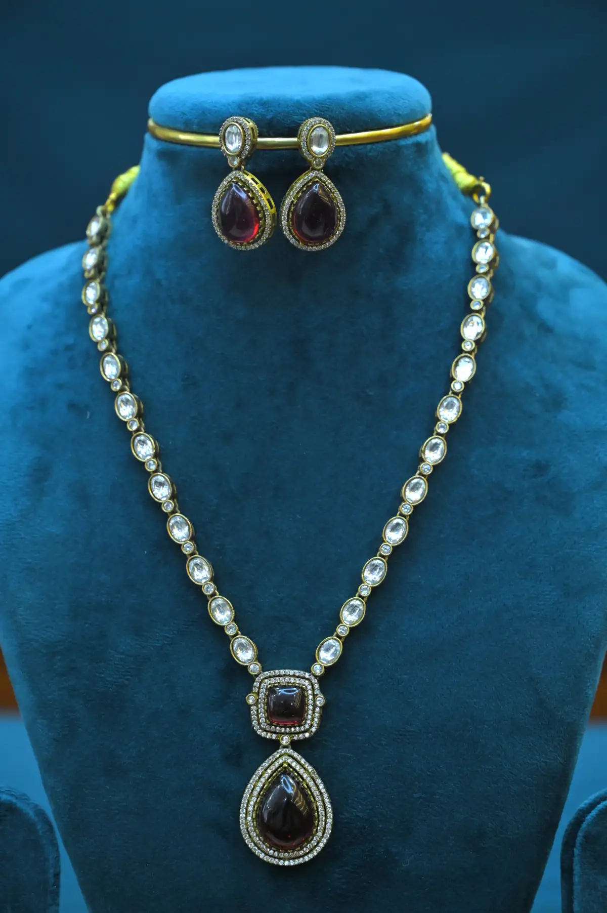 NECK - VICTORIAN - SSJ85