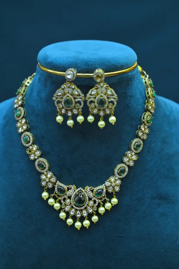 NECK - VICTORIAN - SSJ88