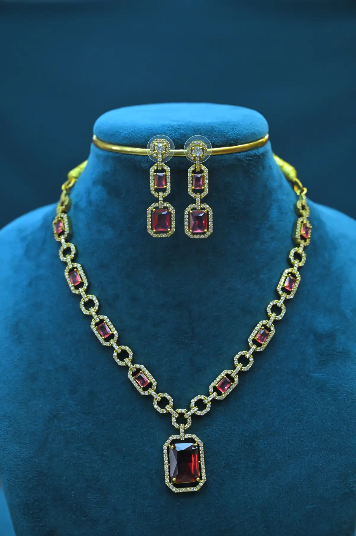 NECK - VICTORIAN - SSJ93