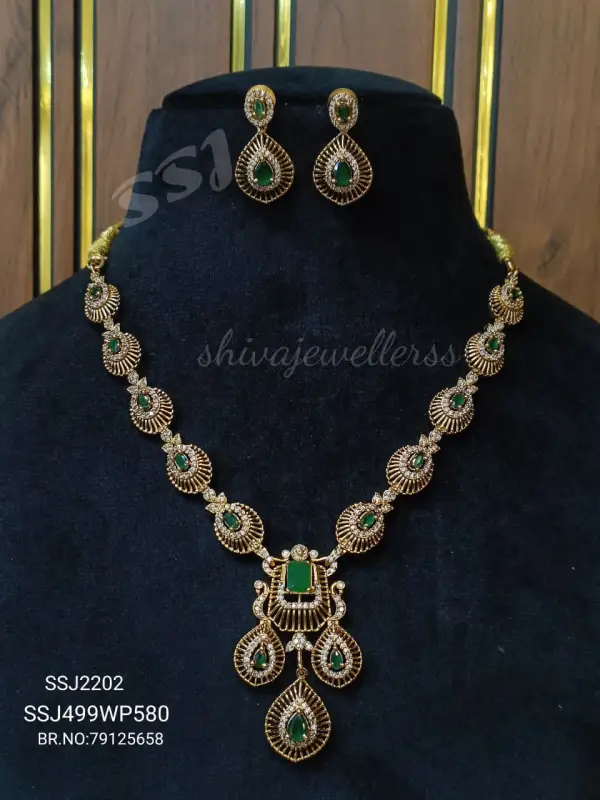 Necklace 2202*