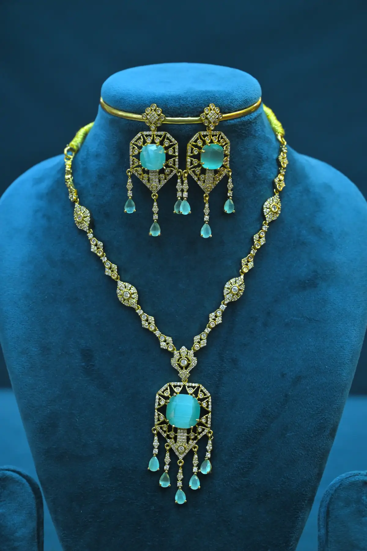 NECK - VICTORIAN - SSJ97
