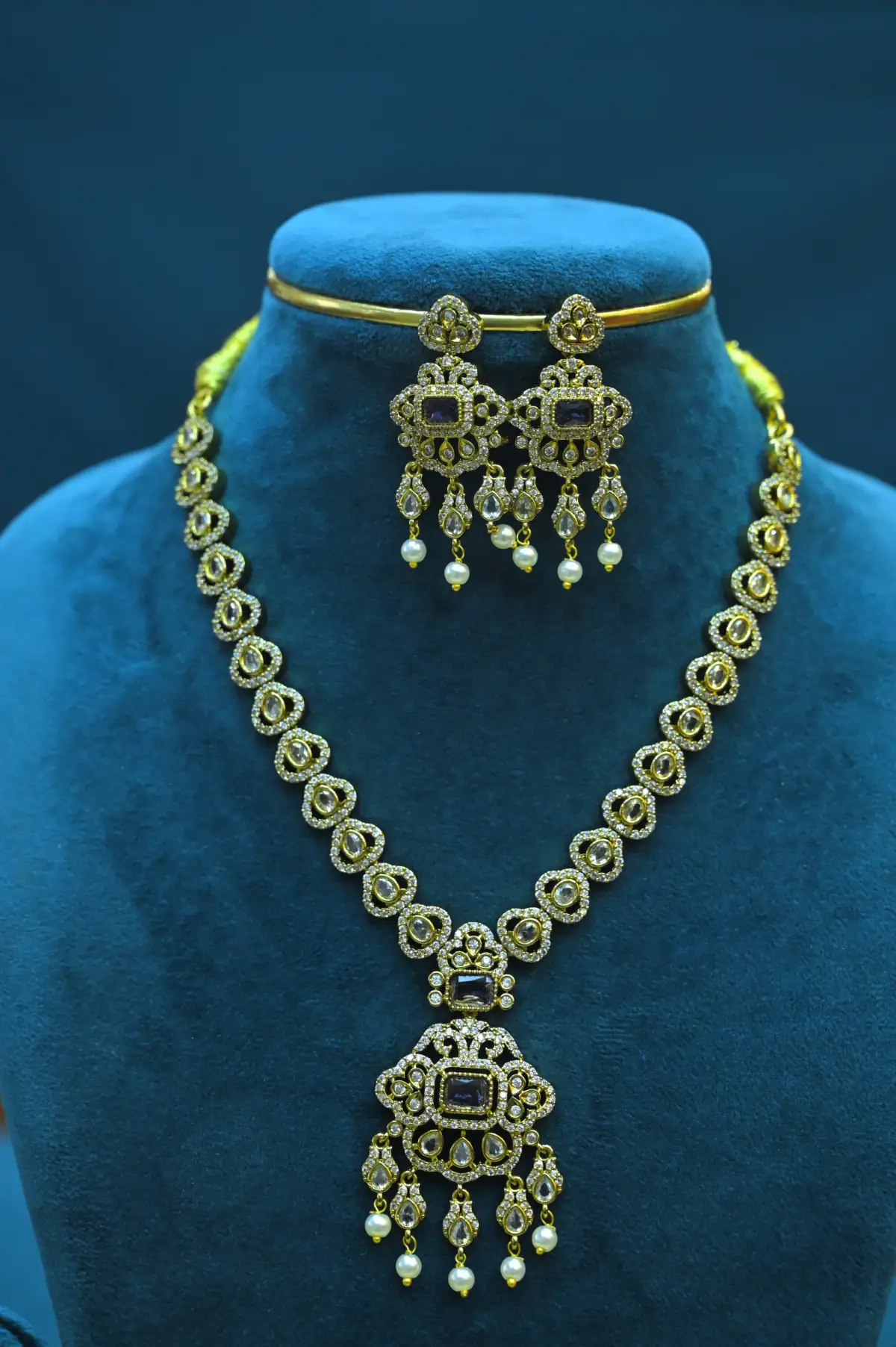NECK - VICTORIAN - SSJ98