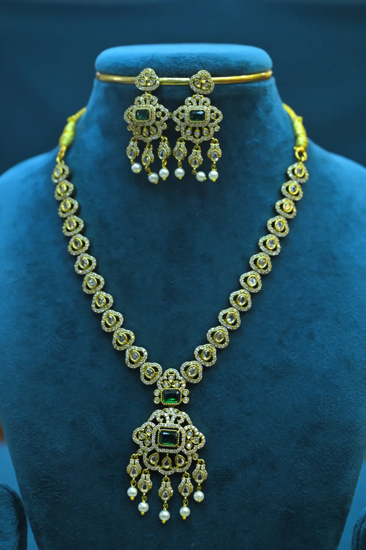NECK - VICTORIAN - SSJ98