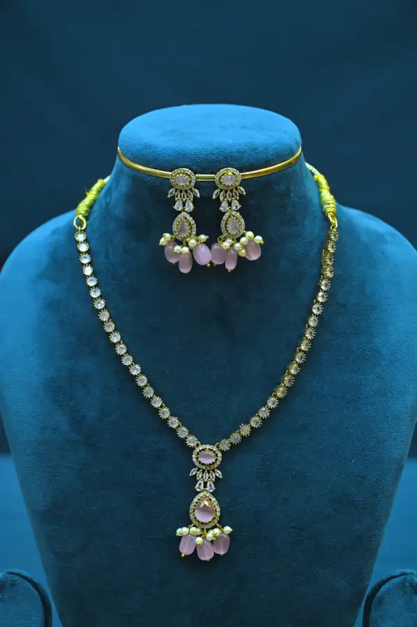 NECK - CZSTONE - SSJ102