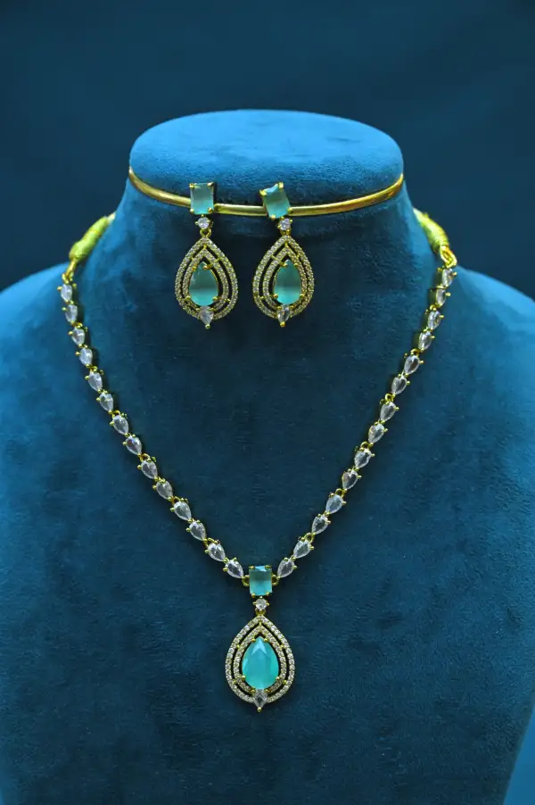 NECK - CZSTONE - SSJ104