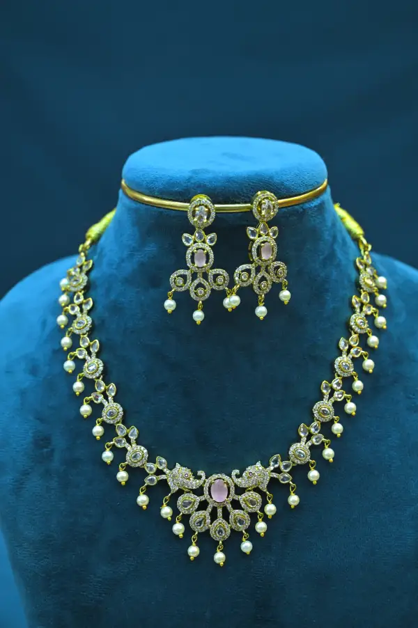 NECK  - CZSTONE - SSJ115