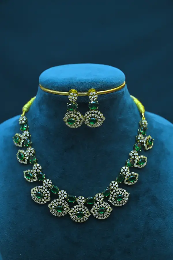 NECK - CZSTONE - SSJ117