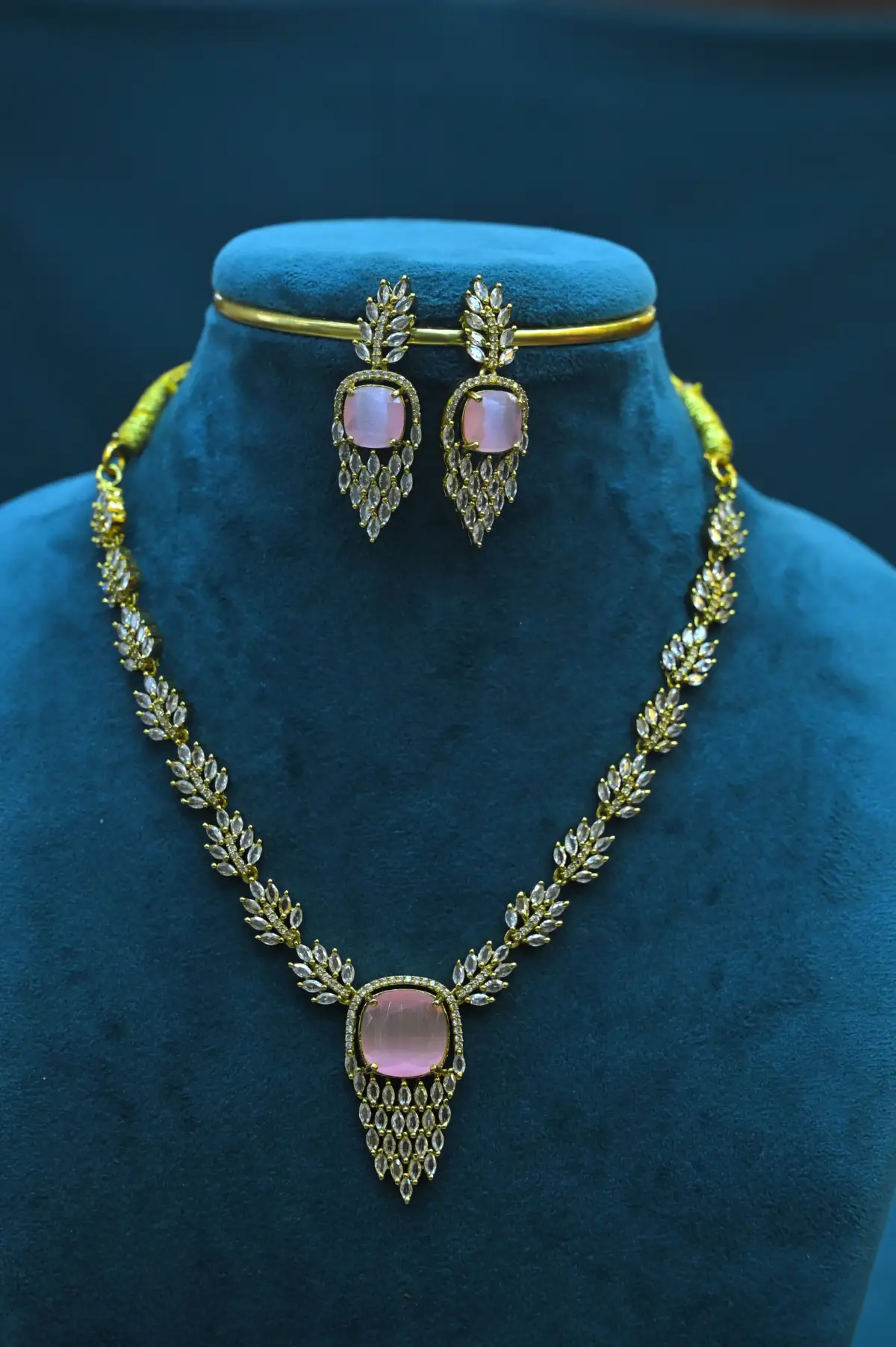 NECK - CZSTONE - SSJ128