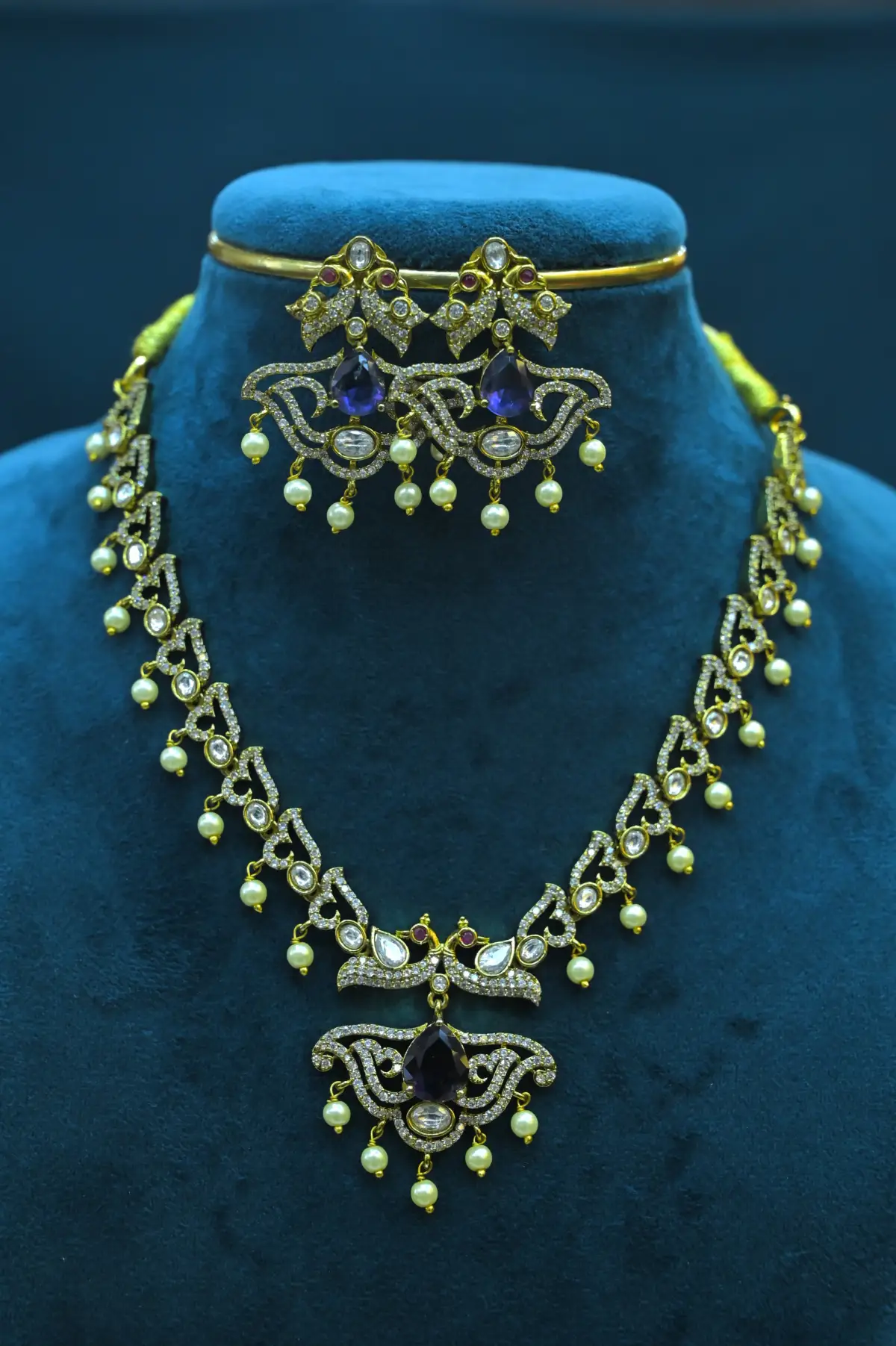 NECK - VICTORIAN - SSJ133