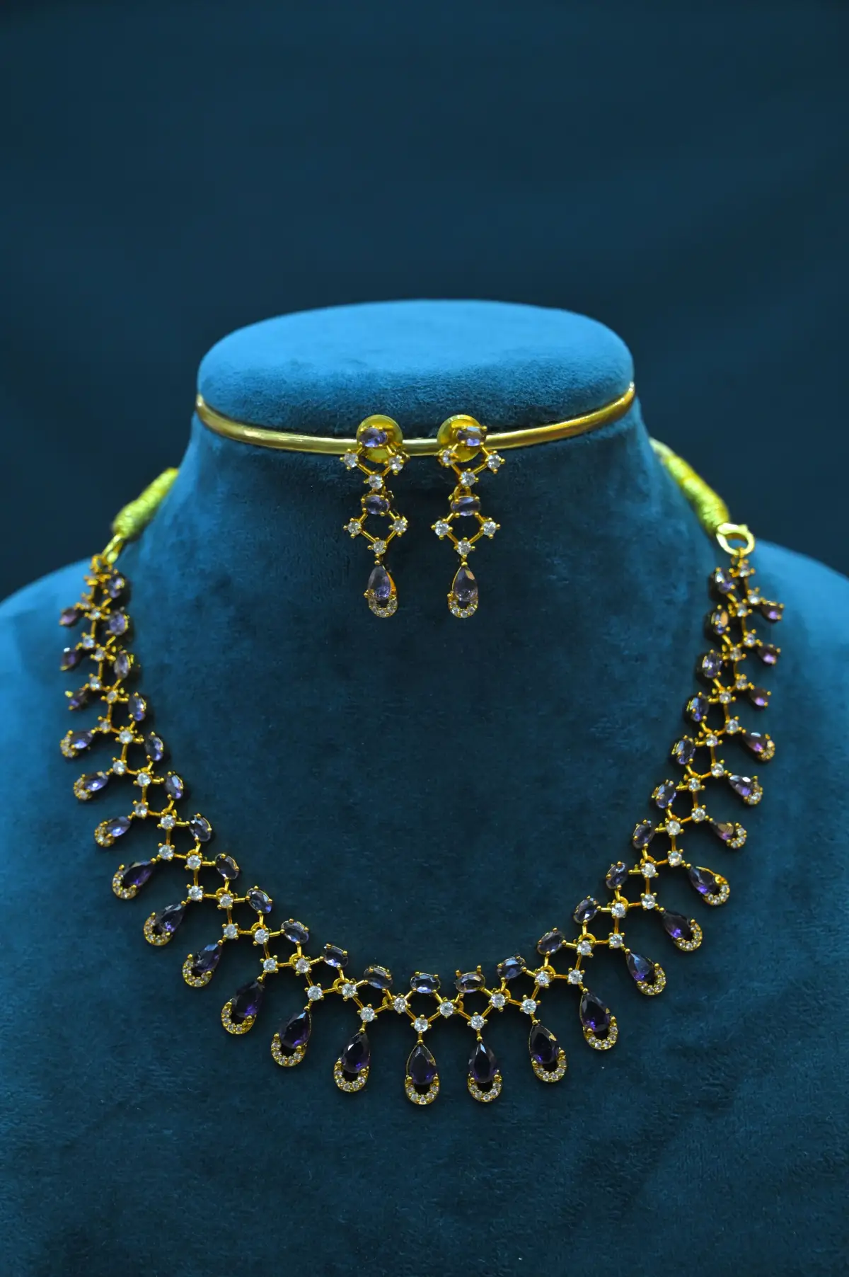 NECK - Violet
