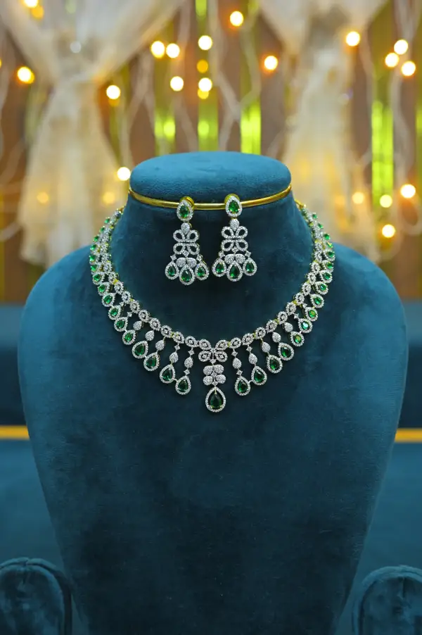 NECK - GJPOLISH  - SSJ146