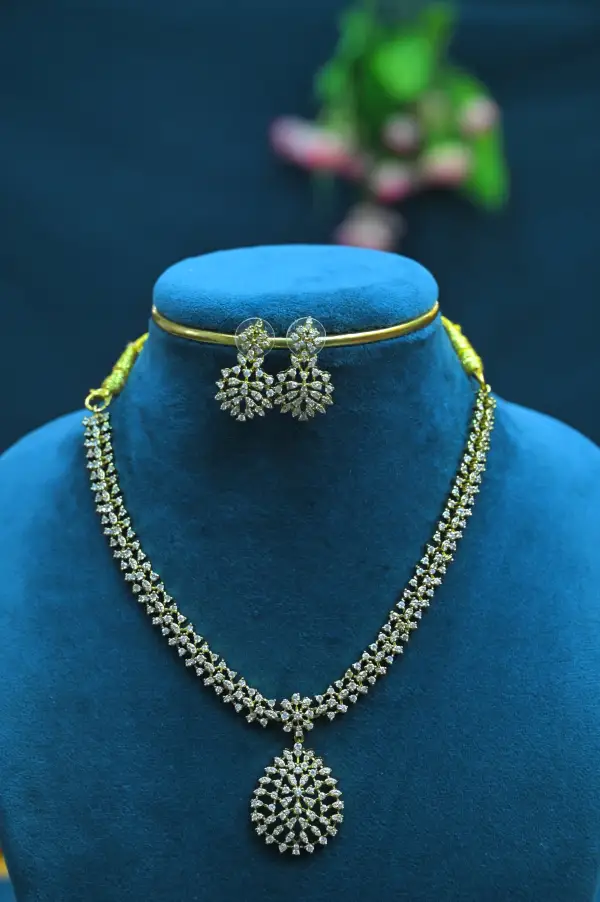 NECK - Cz Stone